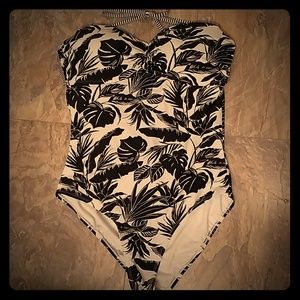 Black and white one-piece swimsuit